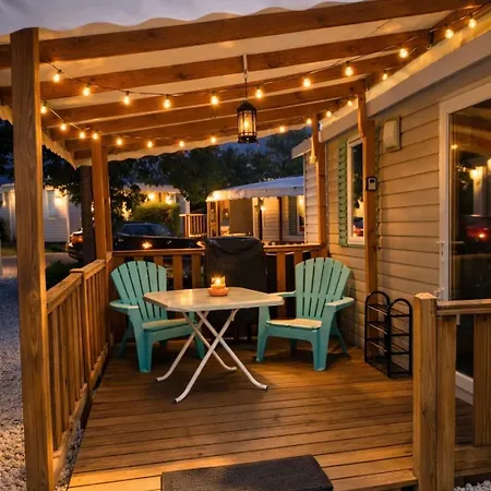 Mobil-home 6 Pers Climatise Avec Piscines فالون بون دارْك
