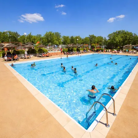 Mobil-home 6 Pers Climatise Avec Piscines *